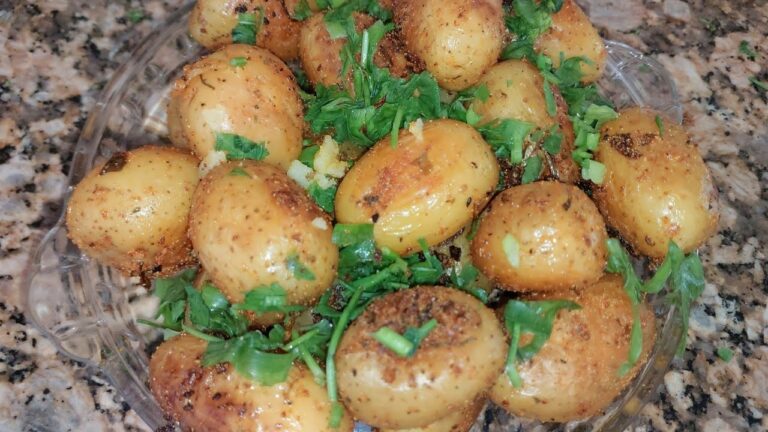 Batata no Forno com Casca: Sabor e Croc&acirc;ncia na Sua Mesa