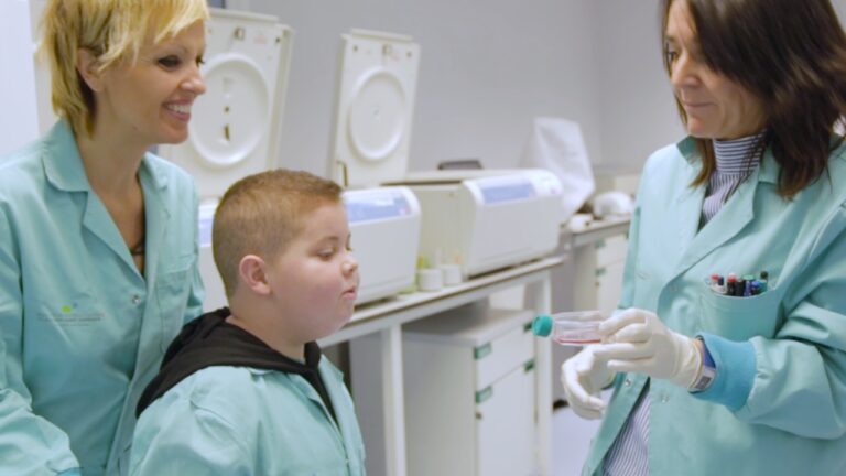 Leucemia em Crian&ccedil;as: Entendendo Sintomas e Tratamentos