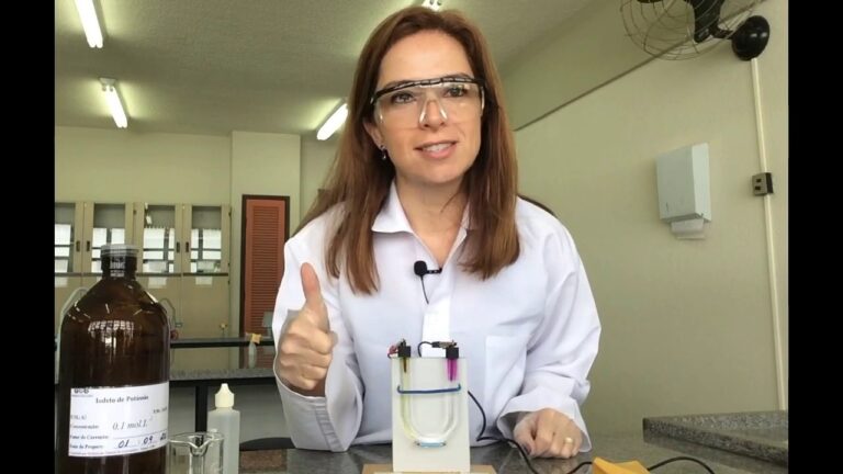 F&oacute;rmula Qu&iacute;mica do Iodeto de Pot&aacute;ssio
