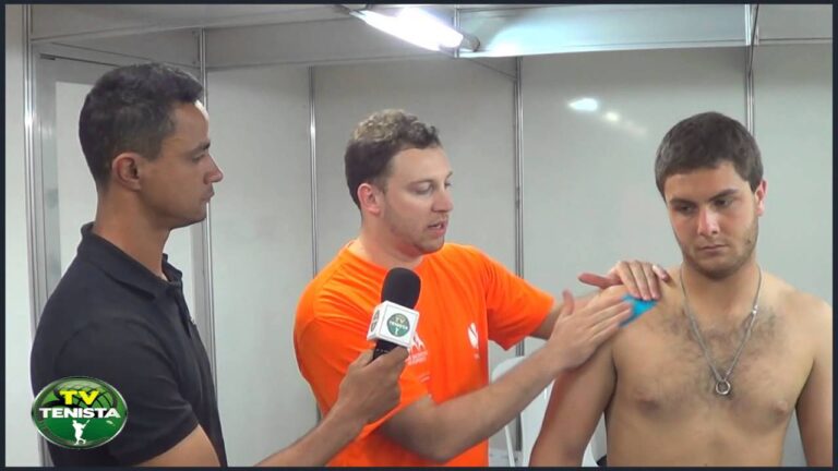 O uso da fita adesiva para melhorar o desempenho do jogador de futebol
